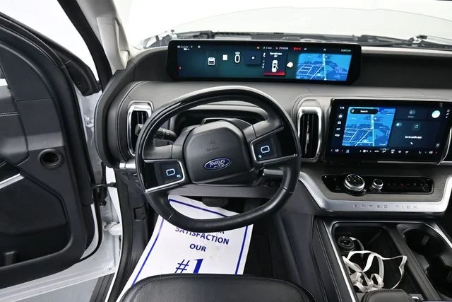 Used 2025 White Ford Platinum image 24