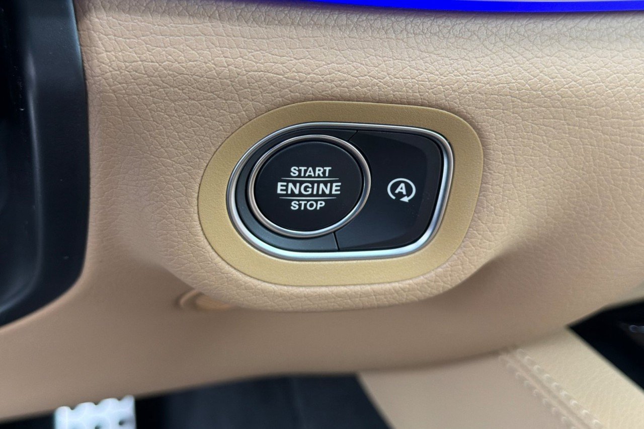 New 2026 Polar White Mercedes-Benz GLS 450 4MATIC® SUV image 23