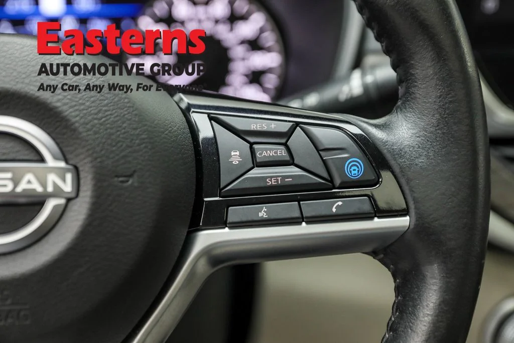 Used 2024 Black Nissan 2.5 SL image 16