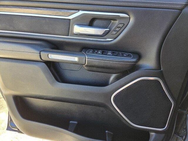 Used 2020 Patriot Blue Pearlcoat Ram Laramie image 21