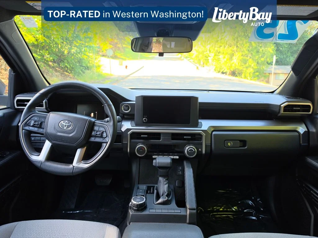 Used 2025 White Toyota SR5 image 12