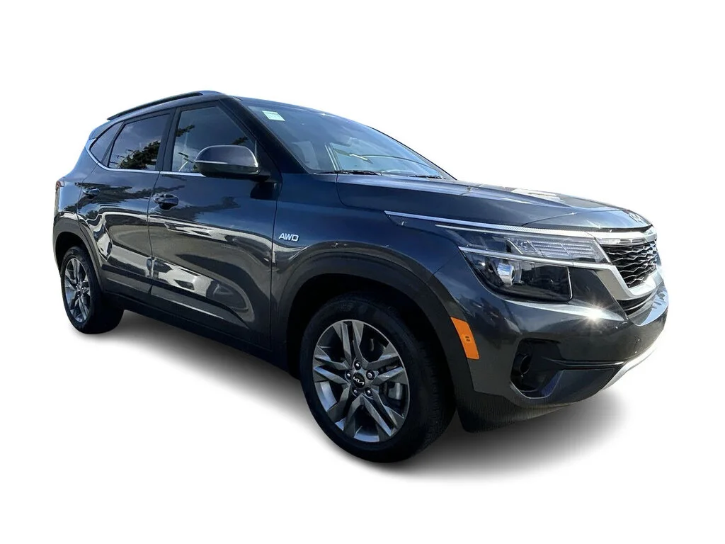Used 2022  Kia EX AWD Low Mileage   One Owner   Local BC image 17