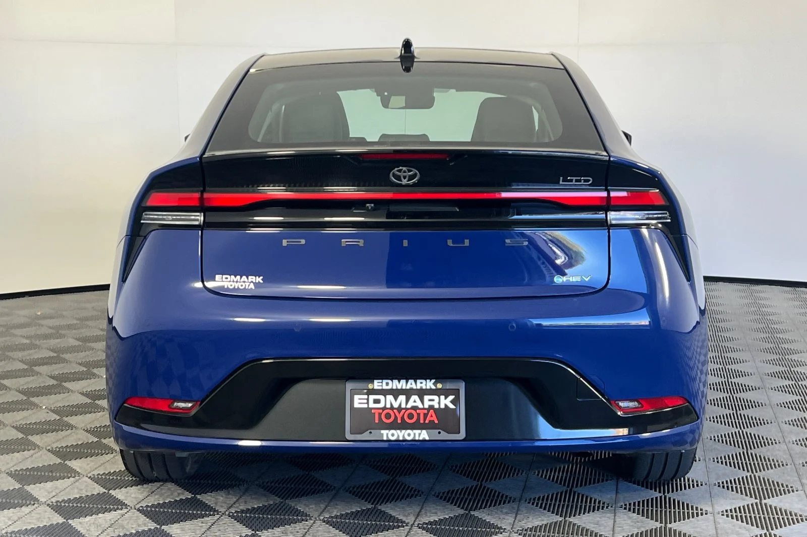 Certified Used 2024 Reservoir Blue Toyota Limited image 4