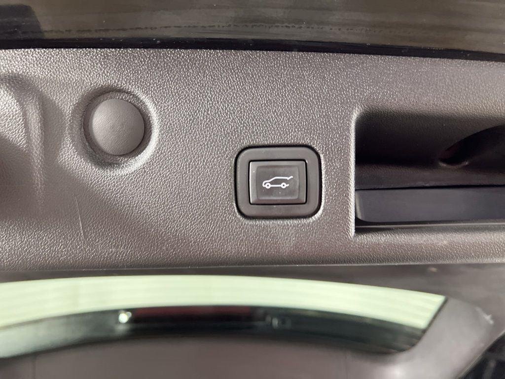 Used 2024 Black Metallic Chevrolet LT image 21