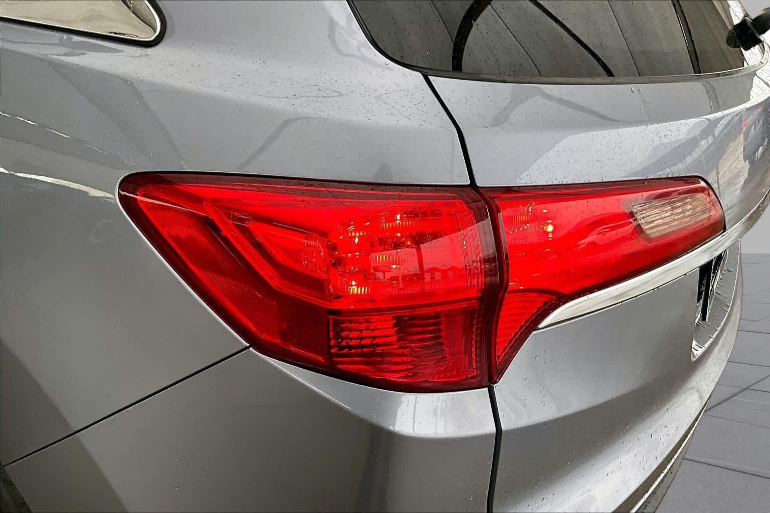 Used 2013 Forged Silver Metallic Acura Tech Pkg image 25