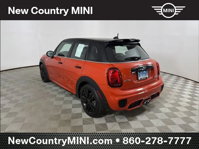 Used 2019 Orange MINI  image 5