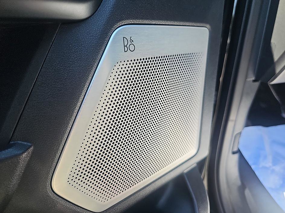 Used 2024 Agate Black Metallic Ford Raptor image 15