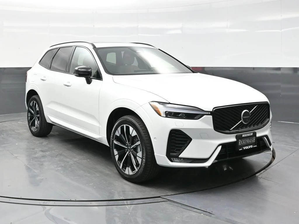 2026 Volvo XC60 B5 Plus Dark AWD's photo