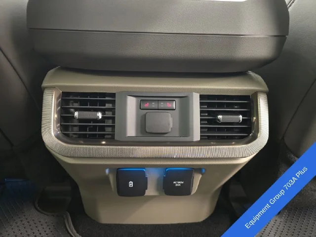 New 2026 Star White Metallic Tri-Coat Ford Platinum® image 17