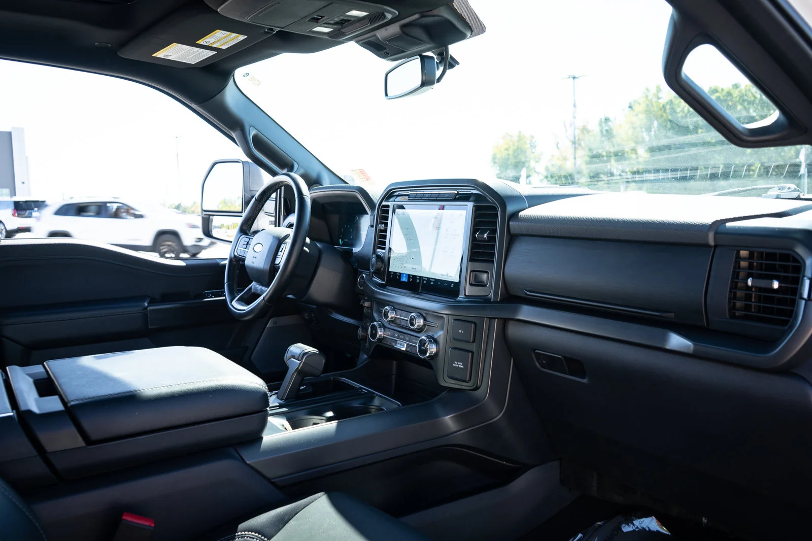 Used 2024 White Ford XLT image 21
