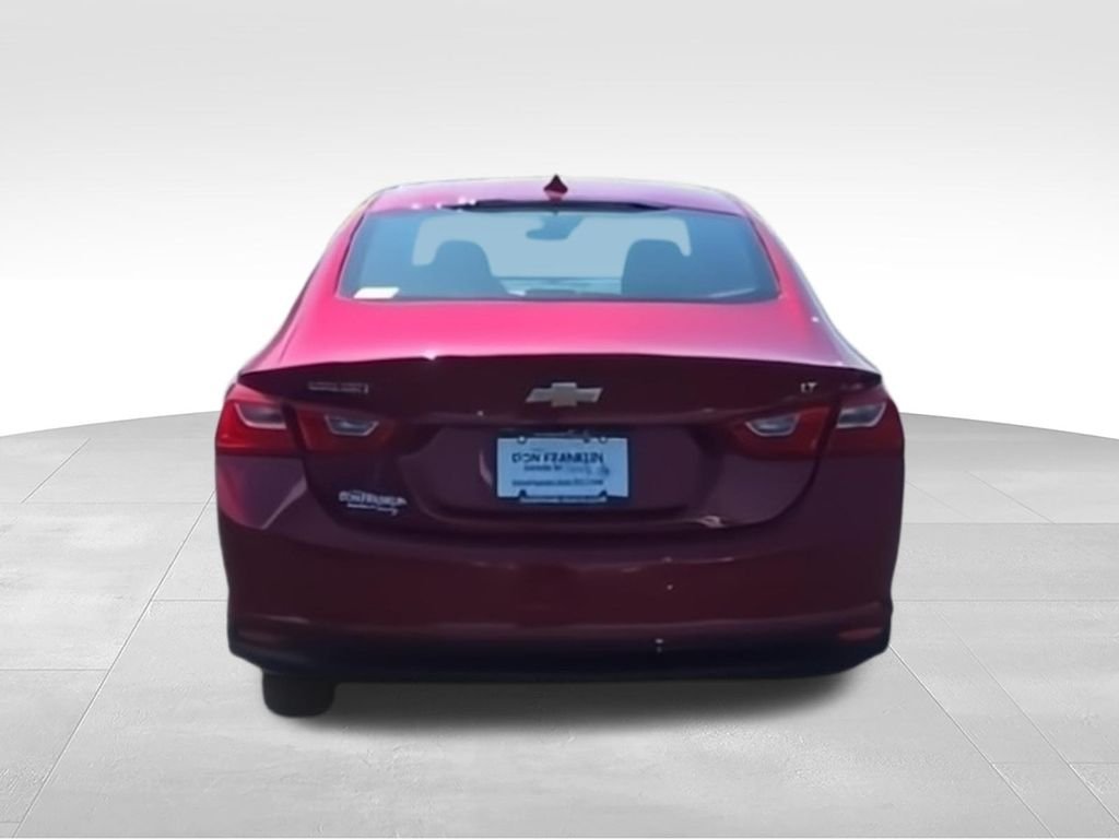 Used 2023 Red Chevrolet LT image 9