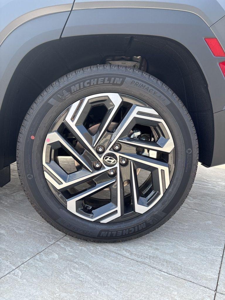 2026 Hyundai Tucson Limited - Photo 10