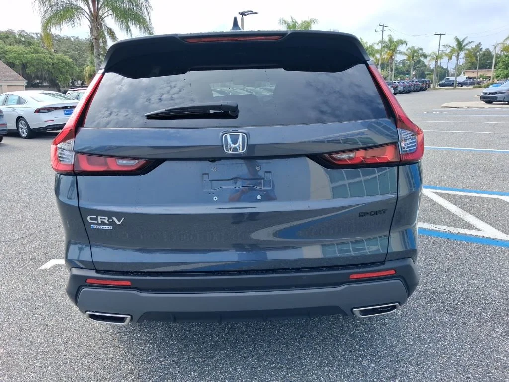 Used 2023  Honda Sport image 6