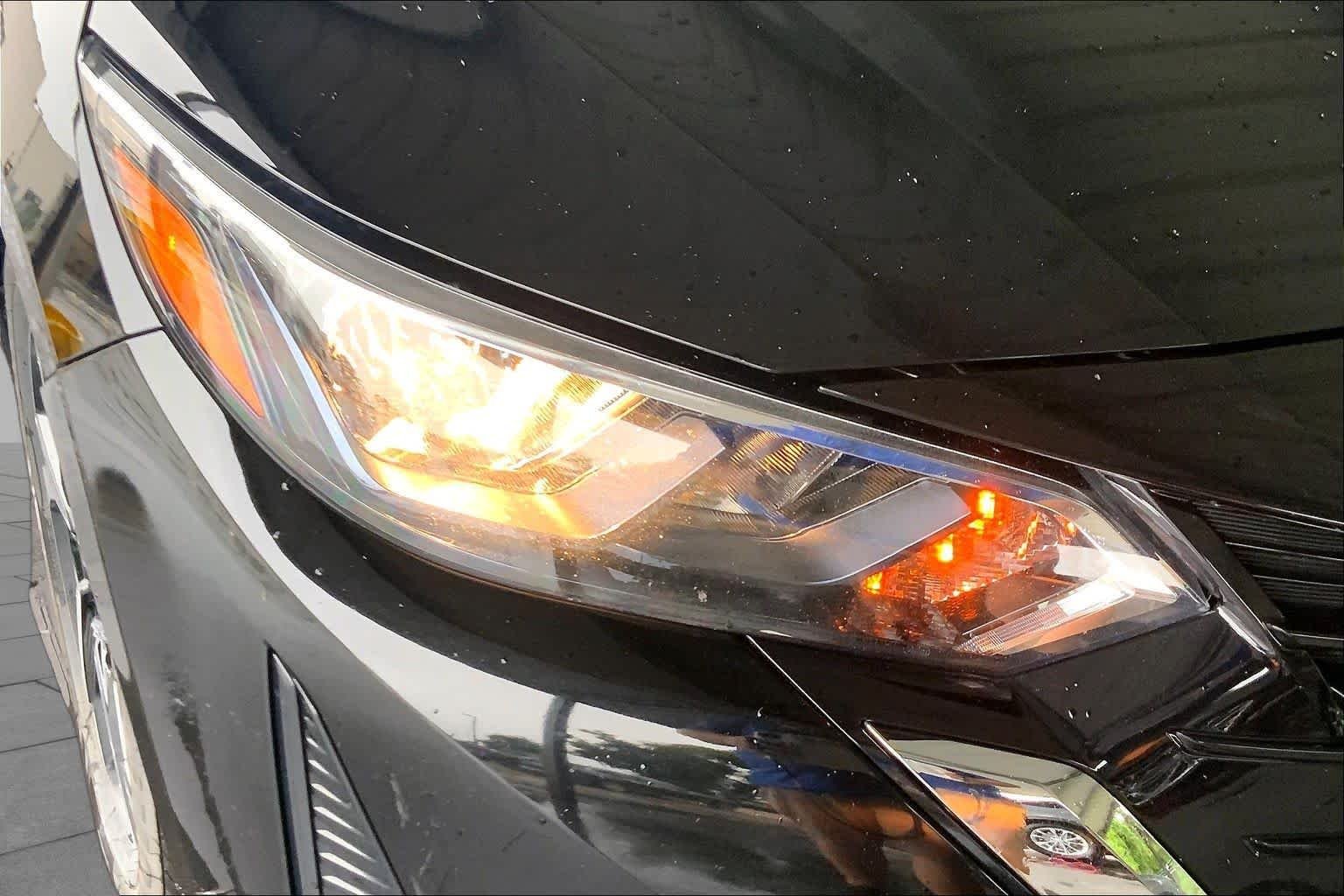 Used 2024 Super Black Nissan SV image 27