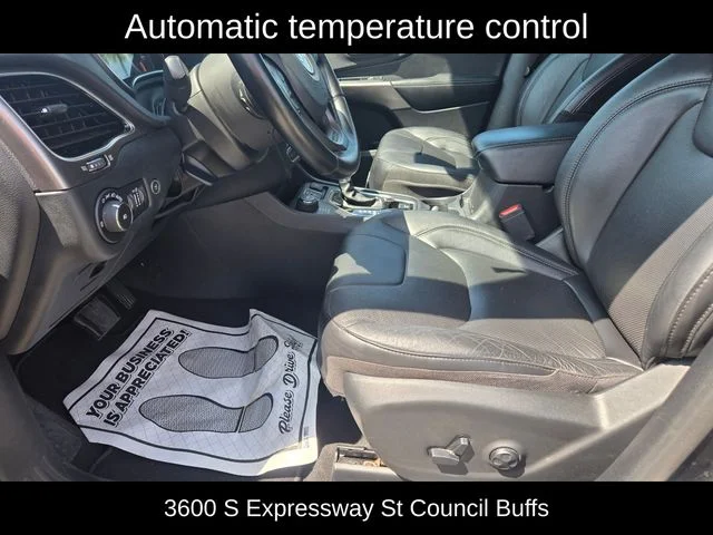 Used 2020 Black Jeep Limited image 13