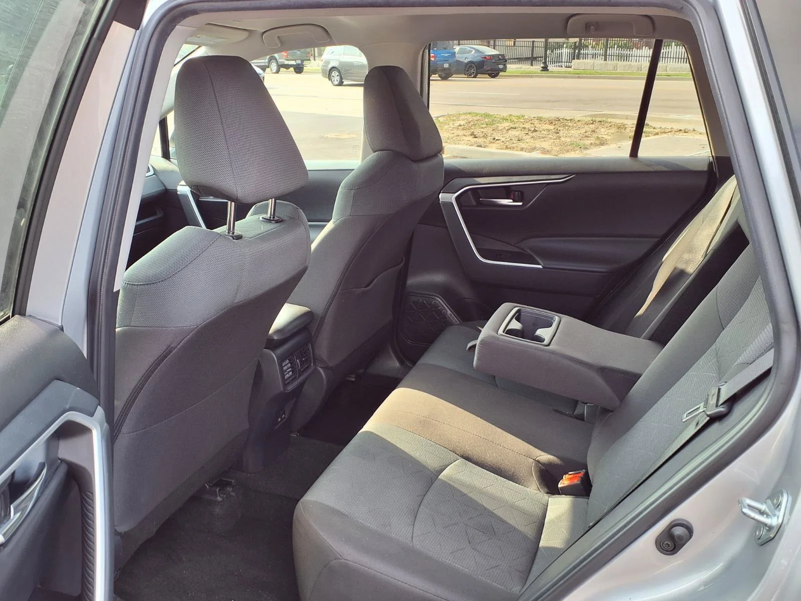 Used 2024 Silver Sky Metallic Toyota XLE image 21
