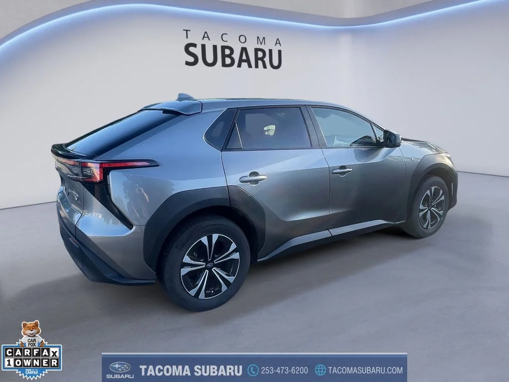 Used 2023 Gray Subaru Premium image 5