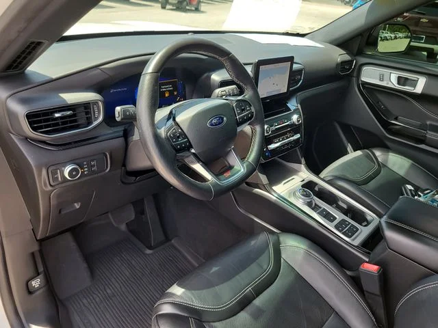 Used 2022 White Ford ST image 20