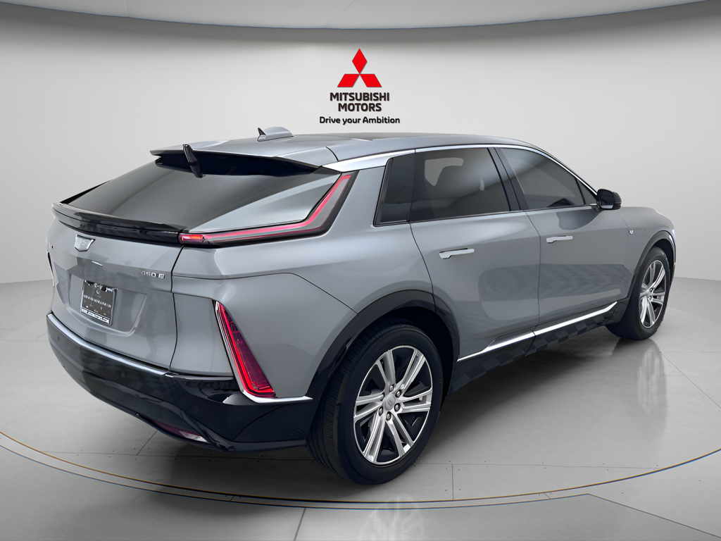 Used 2024 Silver Metallic Cadillac Tech image 4