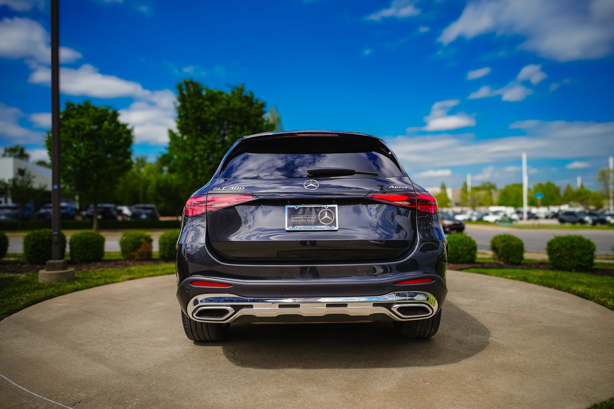 Certified Used 2025 Graphite Gray Metallic Mercedes-Benz GLC 300 image 11