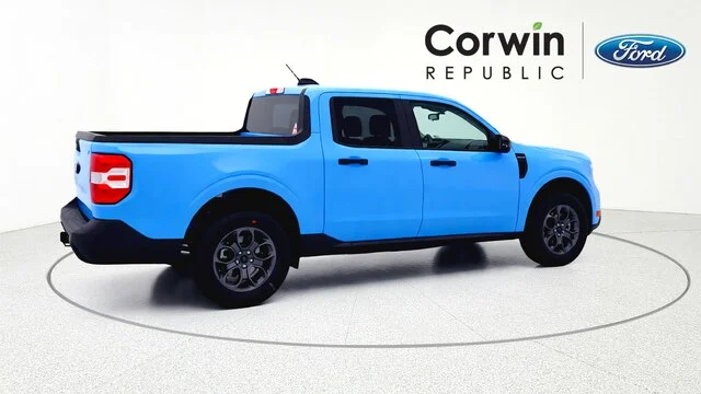 New 2026 Light Blue Ford XLT image 31
