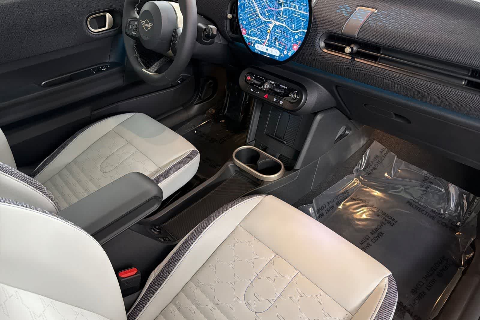 2026 MINI Hardtop 2 Door Base - Photo 16
