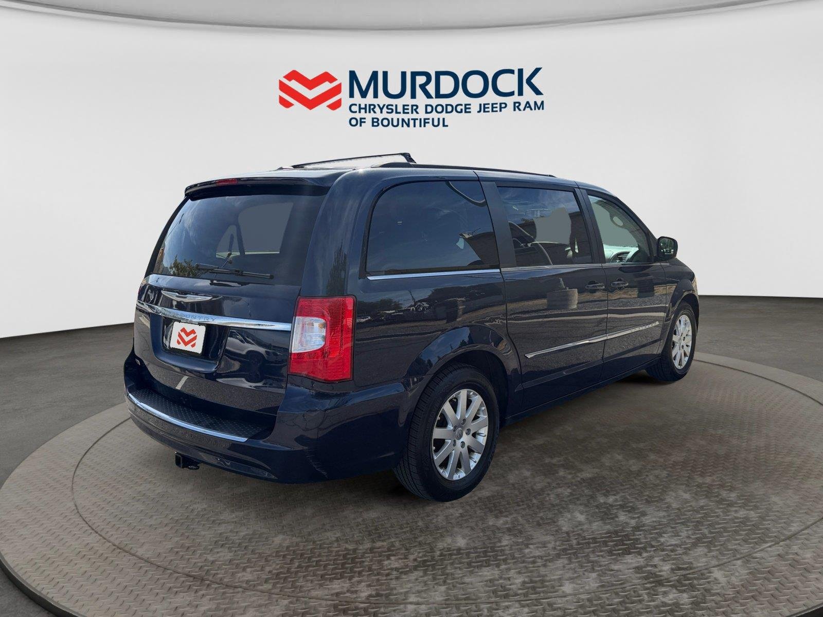 2015 Chrysler Town & Country Touring - Photo 10