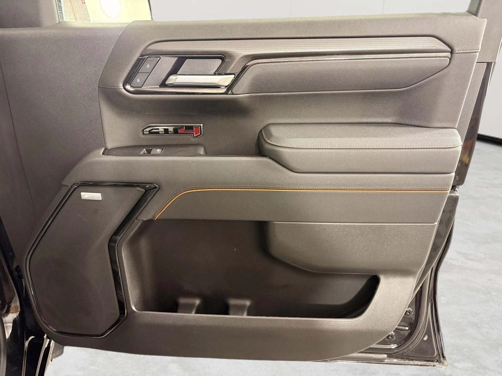 Used 2026 Onyx Black GMC AT4 image 26