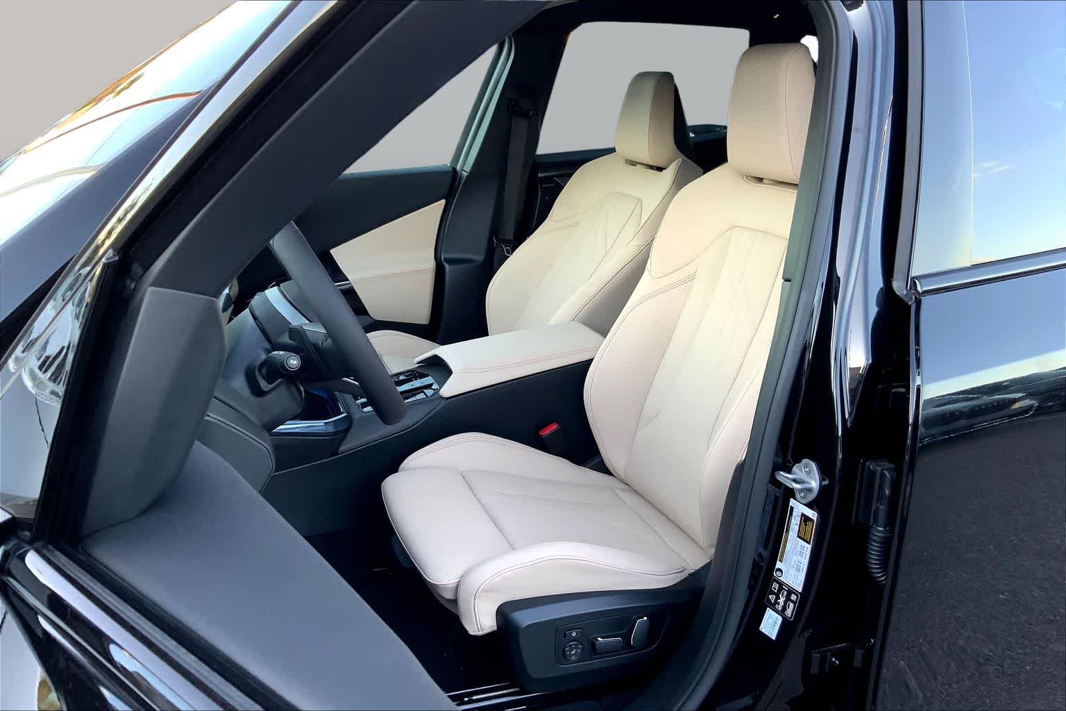2026 BMW X3 30 - Photo 9