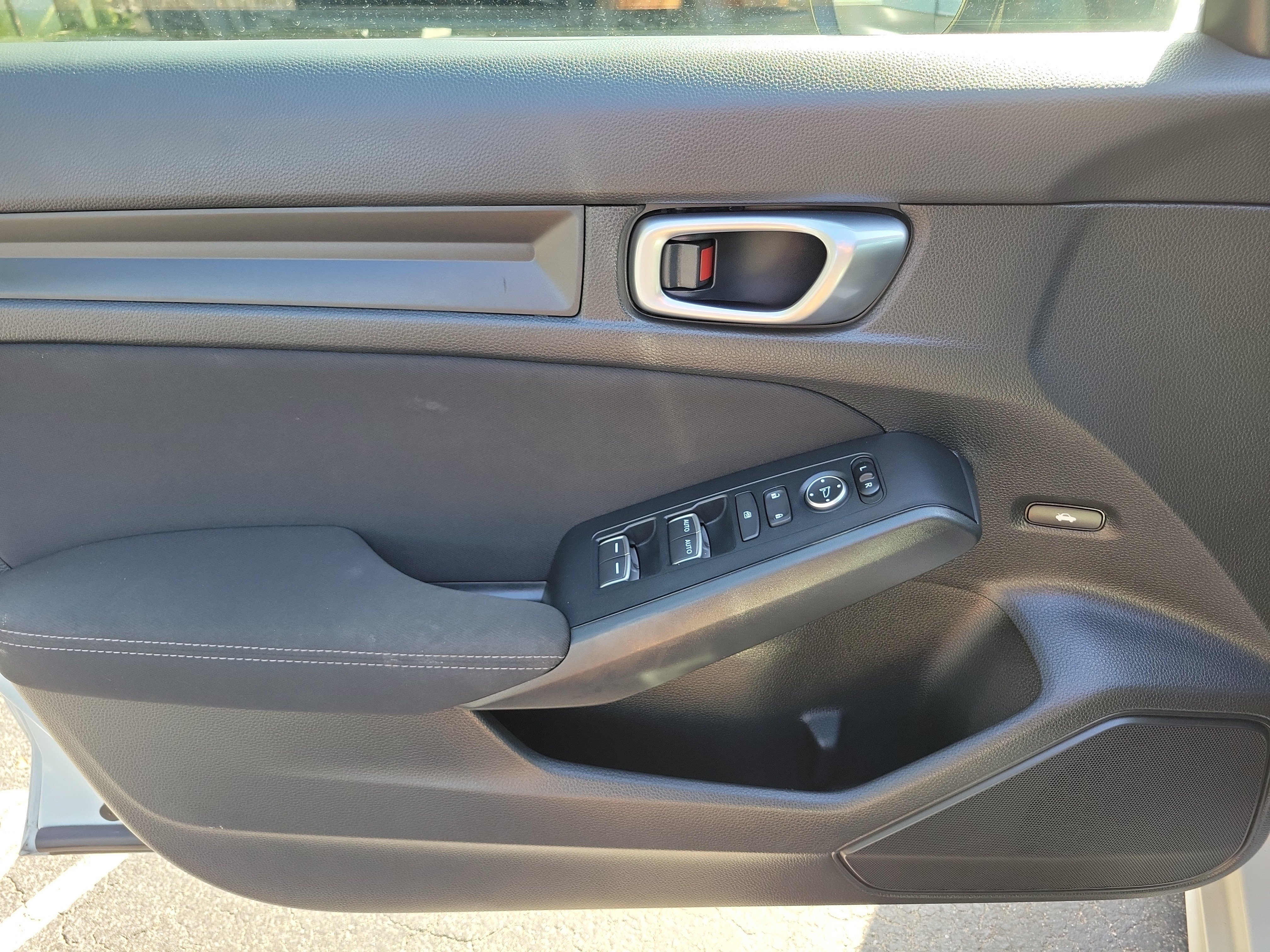 2024 Honda Civic Sport - Photo 37