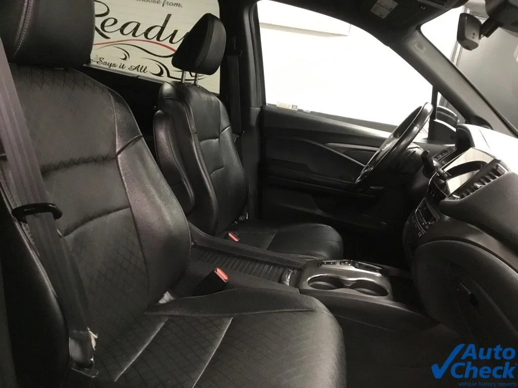 Used 2020 Gray Honda EX-L image 37