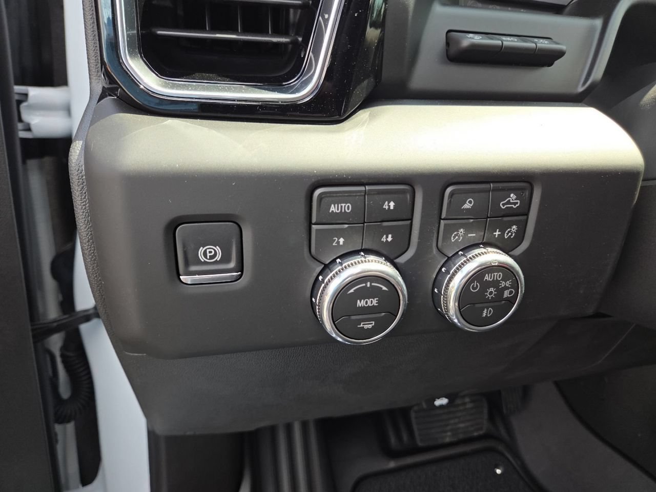 New 2026 Glacier White Tricoat GMC Denali image 6