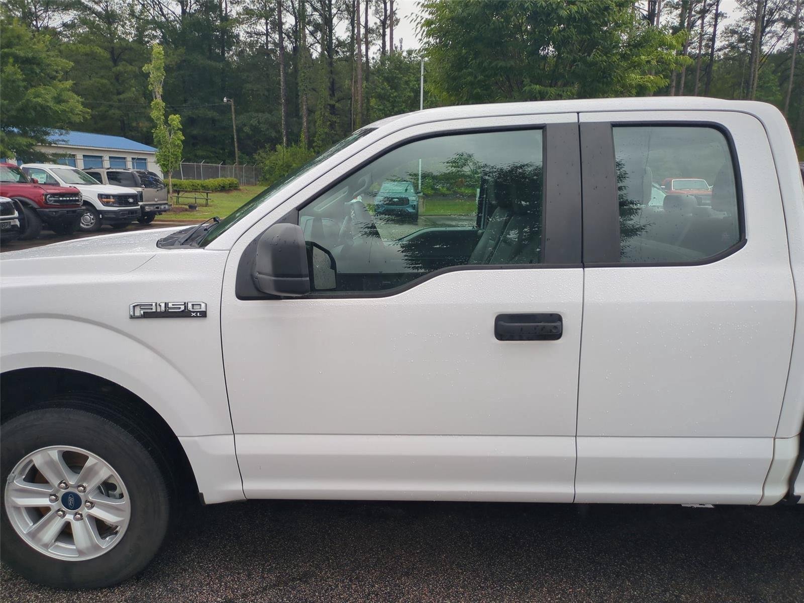 Used 2019 Oxford White Ford XL image 15