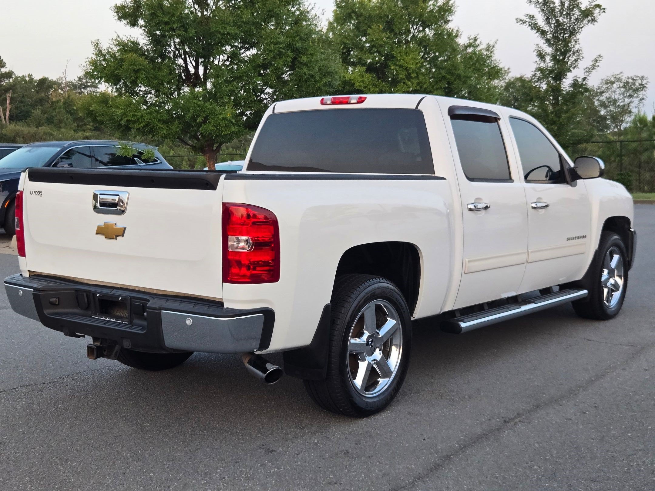 Used 2012 Summit White Chevrolet LT image 7