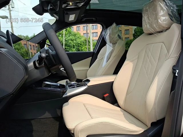 New 2026 Alpine White BMW 30 xDrive image 12