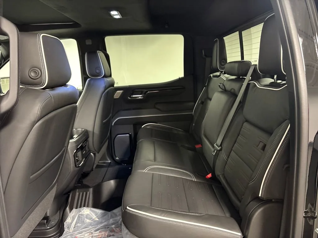 2026 GMC Sierra 1500 AT4X - Photo 30