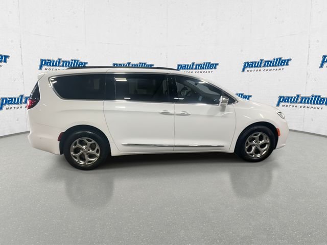 Certified Used 2022 Bright White Clearcoat Chrysler Limited image 12
