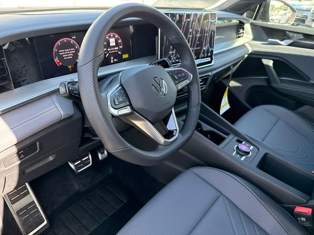 New 2026 Platinum Gray Metallic Volkswagen 2.0T SE R-Line Black image 42