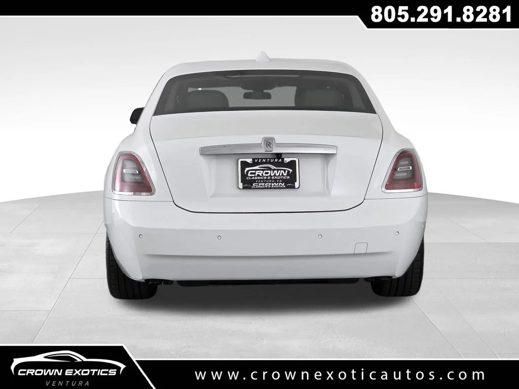 Used 2021  Rolls-Royce Base image 6