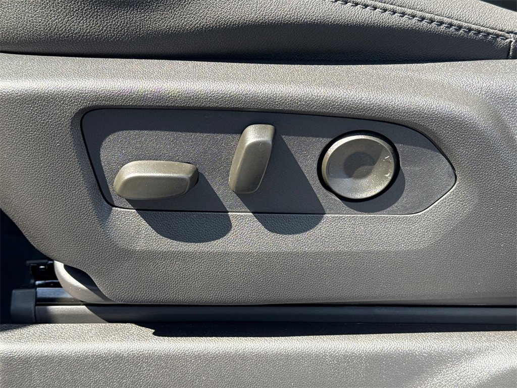 2026 GMC SIERRA - Image 16