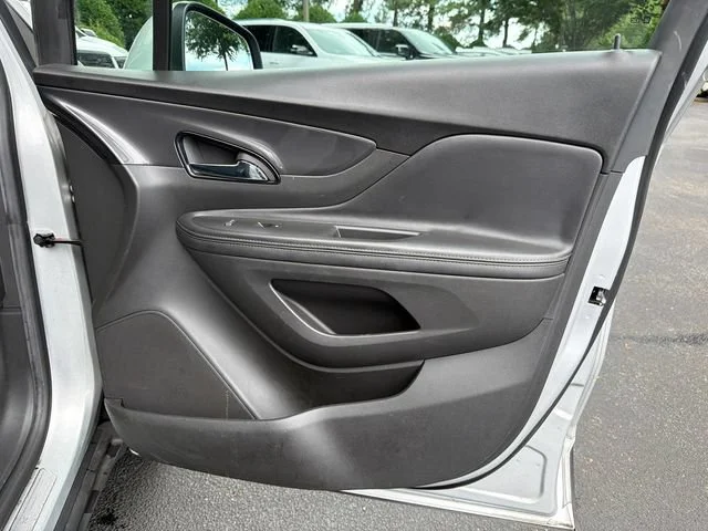 Used 2022 Quicksilver Metallic Buick Preferred image 14