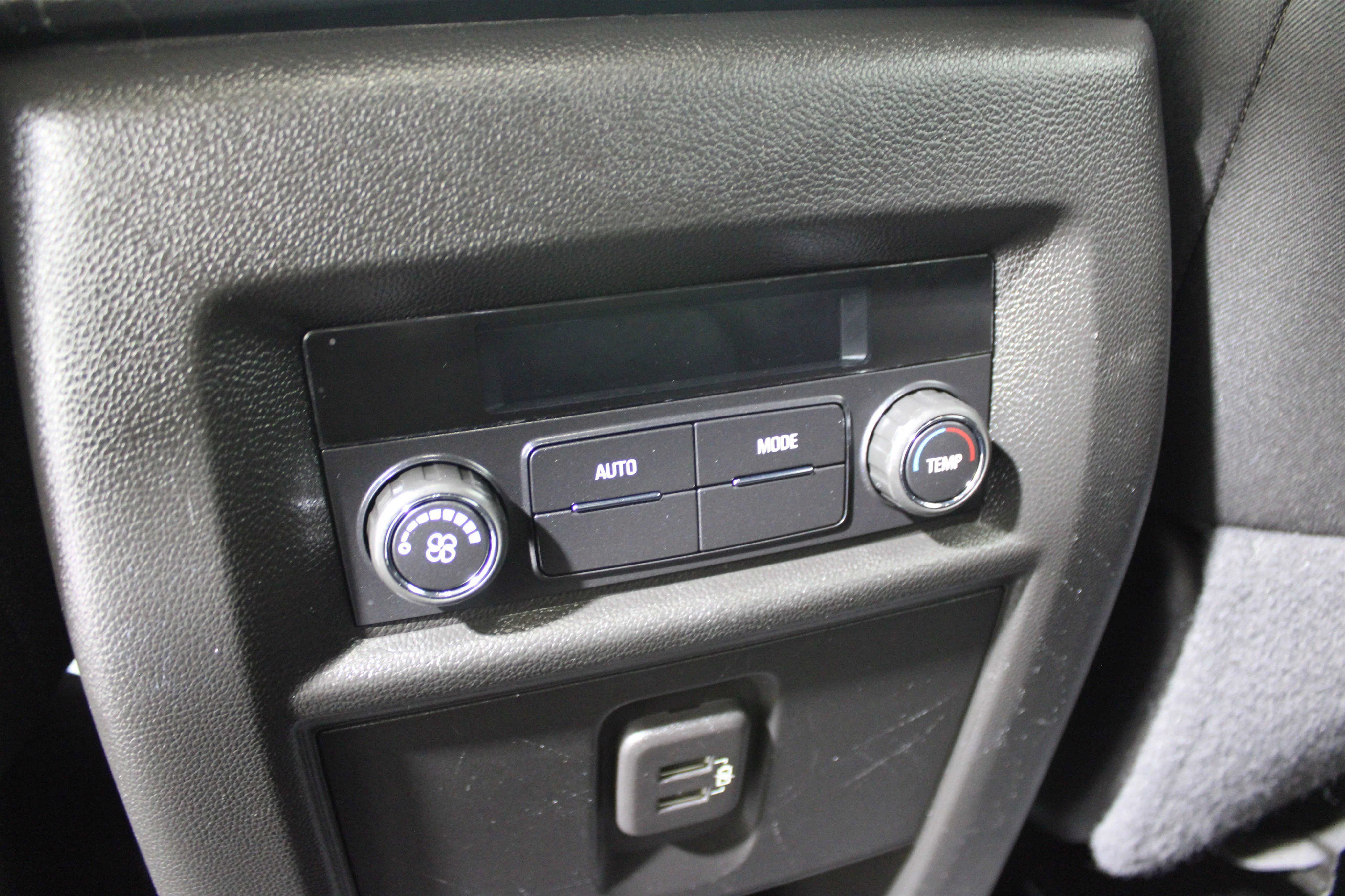 2023 Chevrolet Traverse 1LT - Photo 23