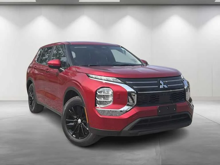 2026 Mitsubishi Outlander ES