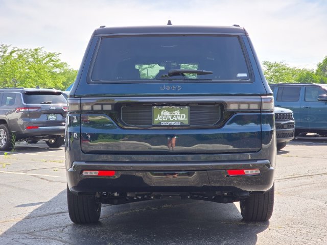 New 2026 Fathom Blue Pearl-Coat Exterior Paint Jeep Summit Reserve image 35