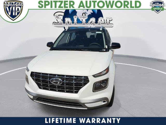 New 2026 White Hyundai SEL w/Two-Tone Roof image 6