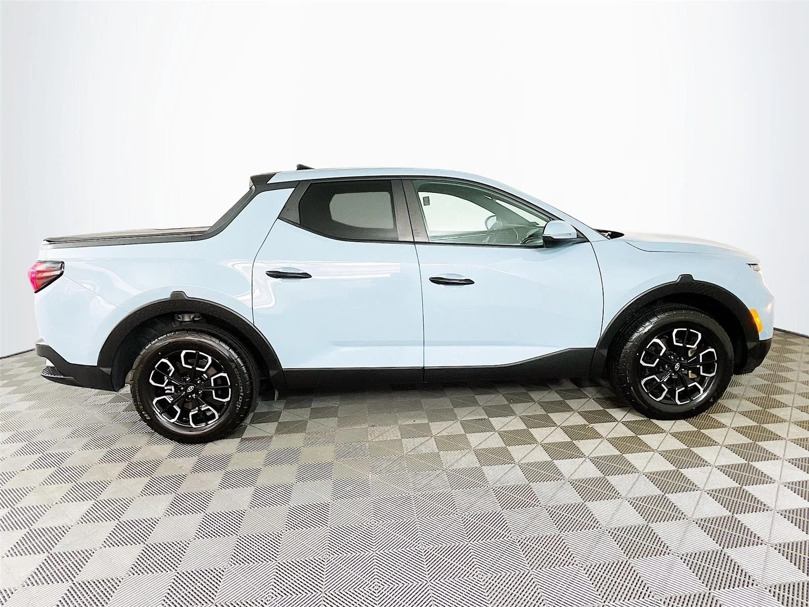 Used 2022 Blue Stone Hyundai SEL image 11