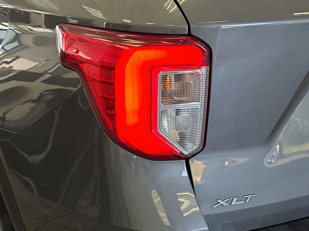 Certified Used 2023 Carbonized Gray Metallic Ford XLT image 31