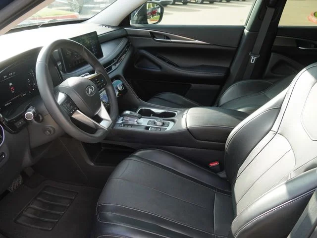 Used 2022 Blue INFINITI LUXE image 21