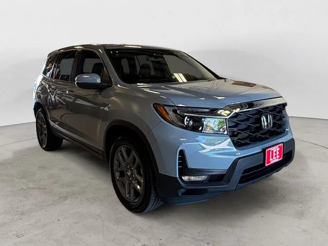 Used 2023  Honda EX-L image 8