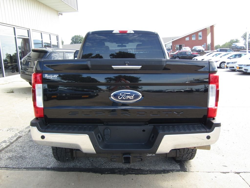 Used 2018 Black Ford XLT image 4